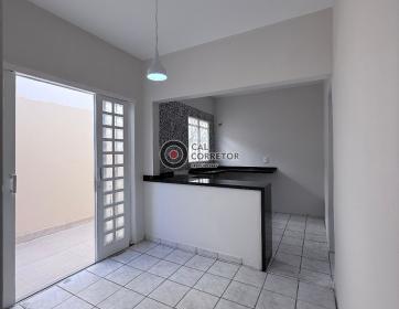 Casa em condomínio