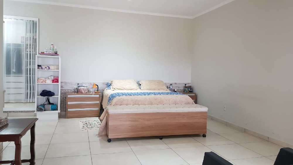 Casa em condomínio