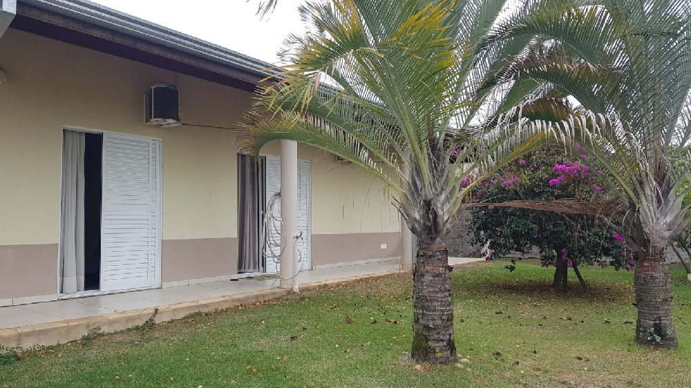 Casa em condomínio