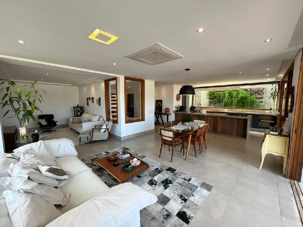 Casa em condomínio