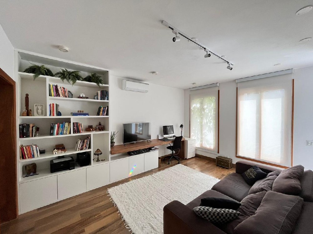 Casa em condomínio