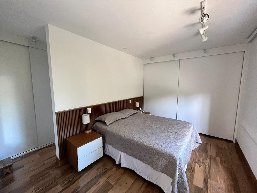 Casa em condomínio