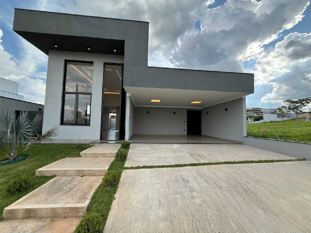 Casa em condomínio