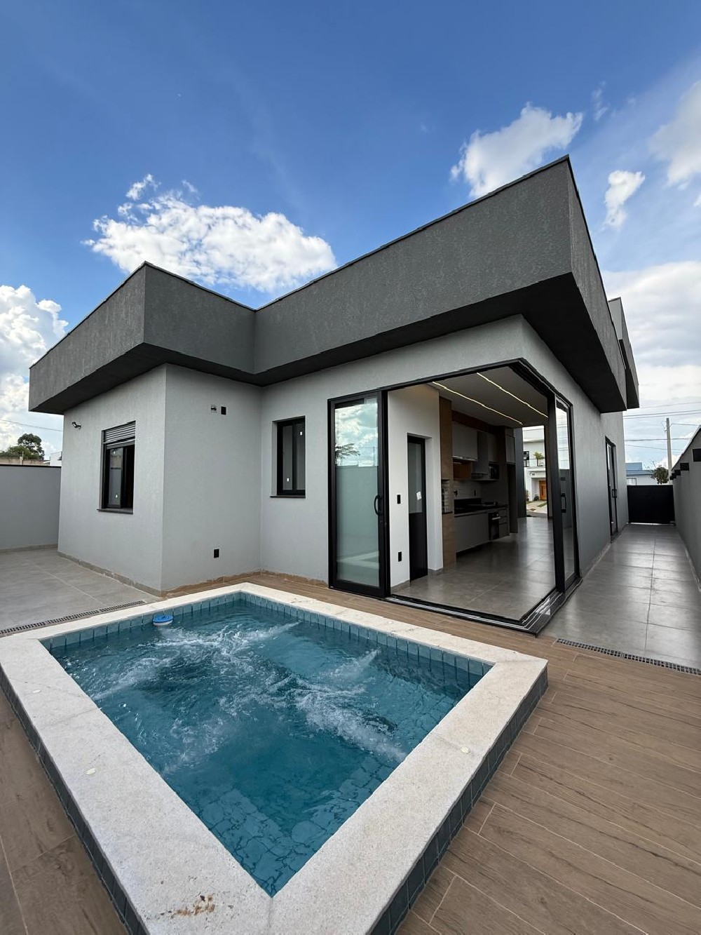 Casa em condomínio