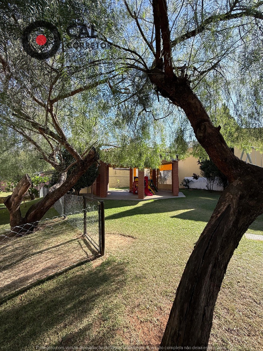 Casa em condomínio